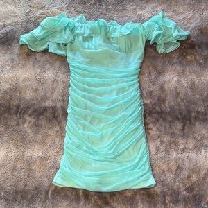 Fashion Nova Mint Green Ruched Off-Shoulder Mini Dress 👗